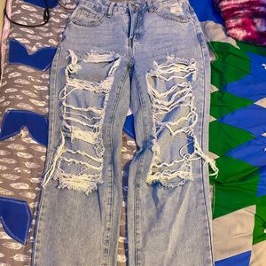 Mid rise light wash Boyfriend distressed jeans